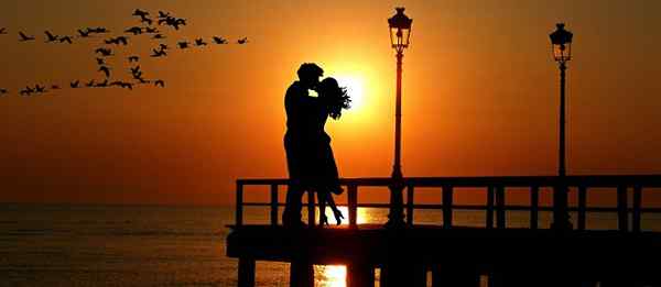 10 fordeler med en emosjonell sammenheng mellom kjærlige partnere