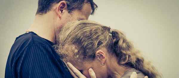 10 Piedošanas ieguvumi romantiskās attiecībās