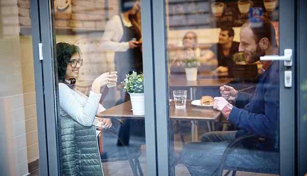 10 questions à poser à un gars que vous venez de rencontrer pour le lire comme un livre