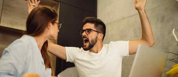 10 signes d'un mari agressif passif