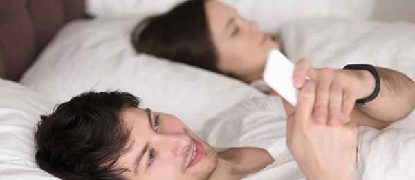 10 maneiras de encontrar mensagens de texto para infidelidade emocional