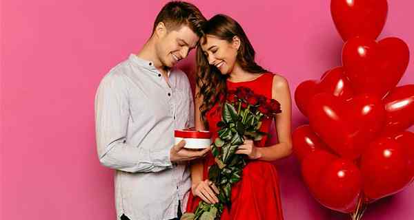12 módnych svadobných darčekov, že váš ženích bude milovať
