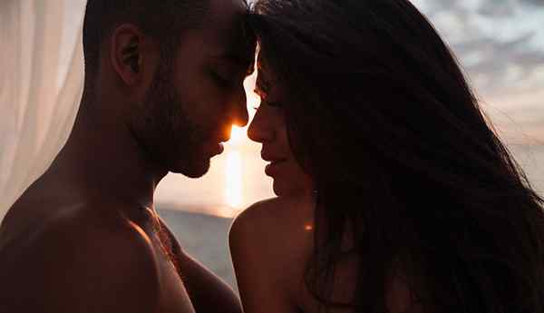 13 formas calientes de hacer que un chico duerma contigo seducirlo muy sutilmente