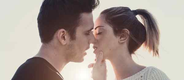 15 padomi, kā būt labam skūpstītājam