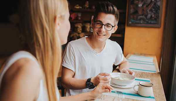 30 perguntas para fazer a alguém que você acabou de conhecer para lê -las como um livro