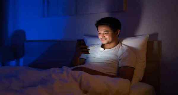 35 Piękne wiadomości na dobranoc do SMS -a w nocy w nocy