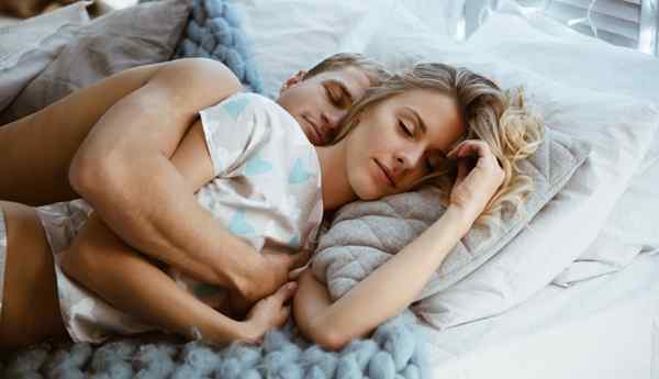 42 secrets pour satisfaire une femme au lit et la faire mouiller juste en pensant à vous