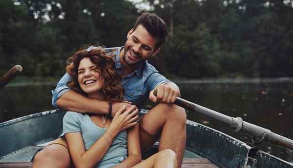 49 choses que les hommes veulent dans une relation et les mauvais traits qui repoussent les gars!