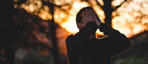 5 lietas, kas vīriešiem izraisa emocionālās tuvības zaudēšanu