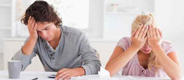 5 būdai, kaip poros gali valdyti namų ūkio išlaidas ir išvengti konfliktų
