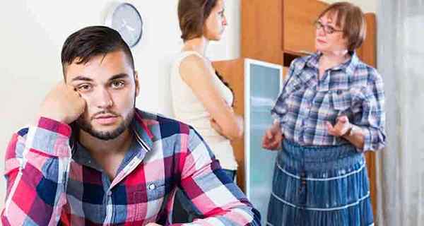 7 tips untuk pria yang terjebak antara istri dan ibu dalam keluarga bersama