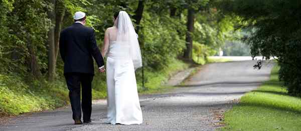 8 Nozīmīgi ebreju laulību solījumi un rituāli