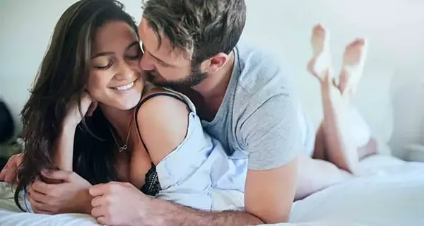 8 dingen die elke echtgenoot stiekem in bed wil