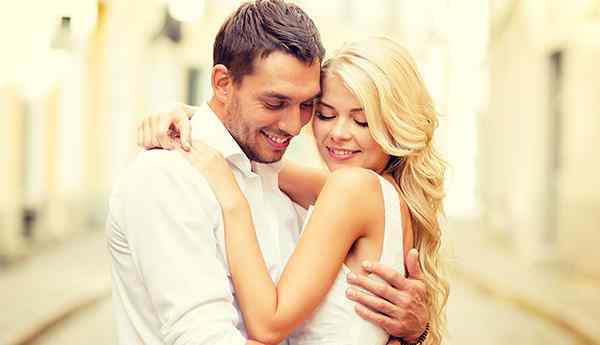 9 cara anda dan pasangan anda membawa yang terbaik antara satu sama lain