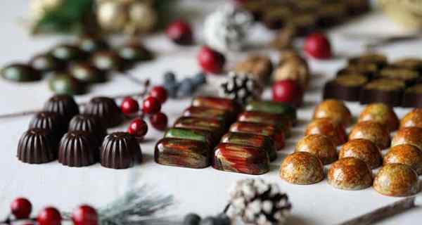 Beste chocoladegeschenken en dozen om uw liefde uit te drukken