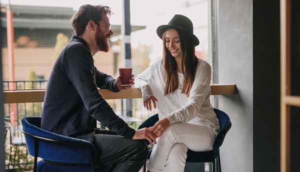 Attrazione del linguaggio del corpo 58 Segni maschi e femmine e come leggerli e usarli