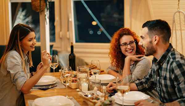 Namorando um casal o que você precisa saber antes de namorá -los