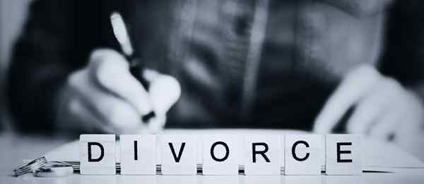 Semua yang anda perlu tahu mengenai pemfailan untuk perceraian dalam talian