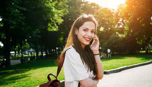 Comment agir cool devant une fille et bannir la maladresse