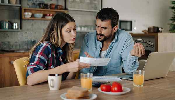 Como enfrentar o relacionamento desafios e superá -los como um casal