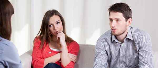 Terapia de bajo costo para parejas casadas