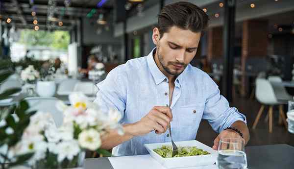 Pas d'amis? Raisons inconfortables pour lesquelles votre vie est comment c'est