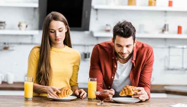 Relatie voelt als vriendschap? 27 redenen en hoe je het vuil kunt maken