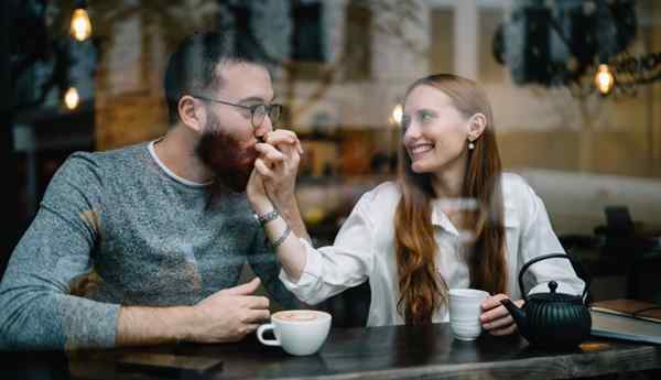 Faísca em um relacionamento 20 razões pelas quais se foi e como trazê -lo de volta