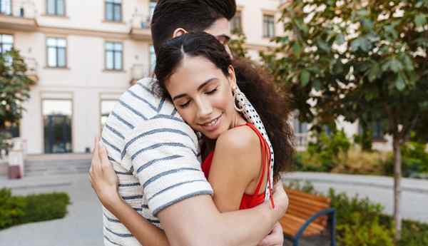 Praten versus dating 16 manieren om ze uit elkaar te houden en uw exacte status te kennen