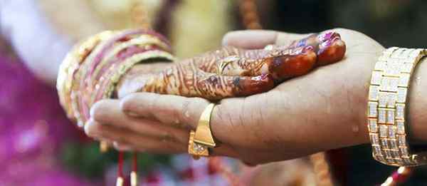 De syv løfter om hinduistisk ekteskap