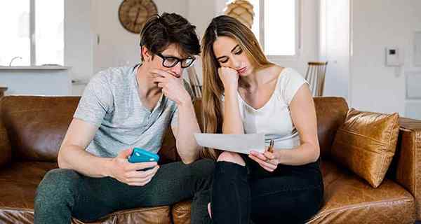 Apa perselingkuhan keuangan dan bagaimana mengenalinya