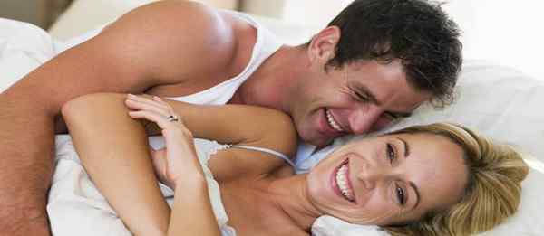 10 avantages des couples riant ensemble dans les relations