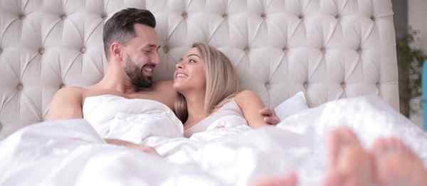 10 rituels efficaces au coucher pour les couples