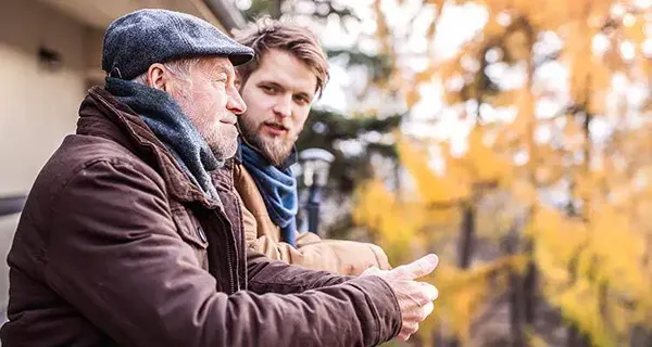 10 Möglichkeiten, deinen Eltern zu sagen, dass du eine Freundin hast