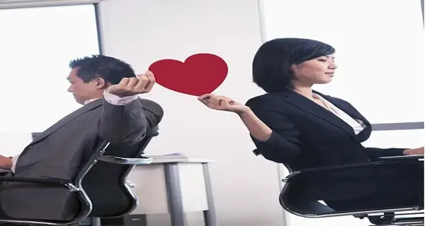 13 respektfulde måder at bede en kollega på en date