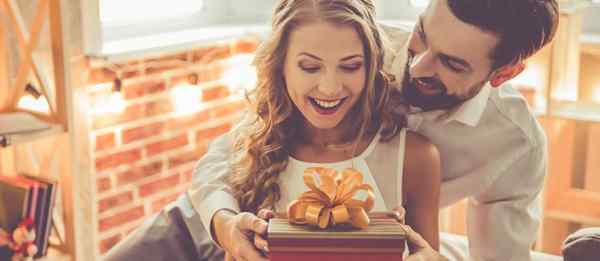 30 tolimųjų santykių dovanų idėjos